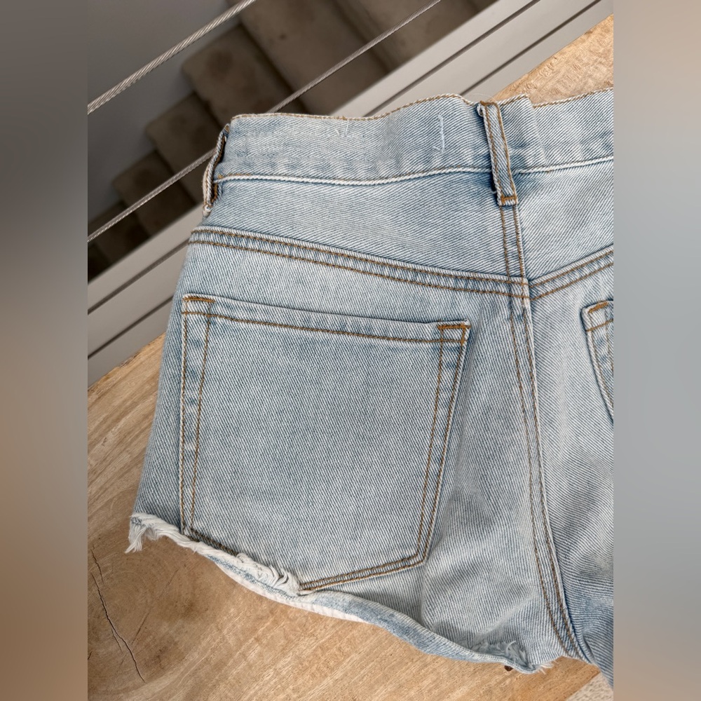 Bullhead Denim Co. Distressed High Rise Festival Denim Shorts | Size 26 - Picture 7 of 9